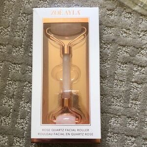 Zoe Ayla Dual Sided Rose Quartz Facial Roller